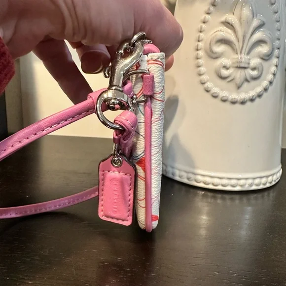 Coach Multicolor Signature C Wristlet Wallet Pink Trim - Picture 8 of 11
